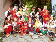 С празничен спектакъл ДЮНХ "Жарава"-Стара Загора отбелязва две годишнини