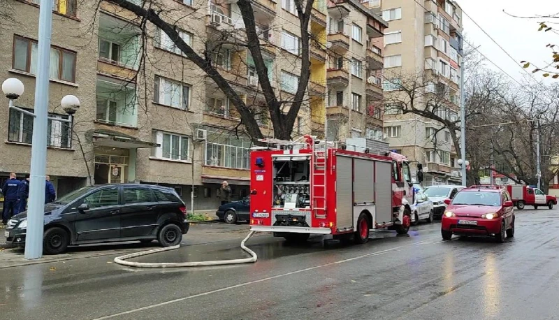 Избухна пожар в апартамент в Стара Загора