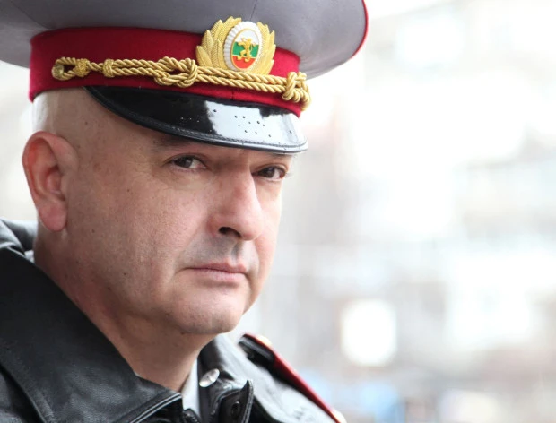 Генерал Мутафчийски с емоционални думи за вярата и българската армия