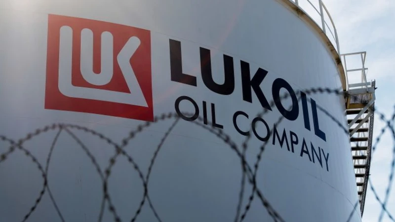 Големи рокади в "Лукойл" Litasco