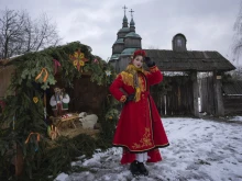 Украйна се дистанцира от Русия, отбелязвайки за първи път Коледа на 25 декември