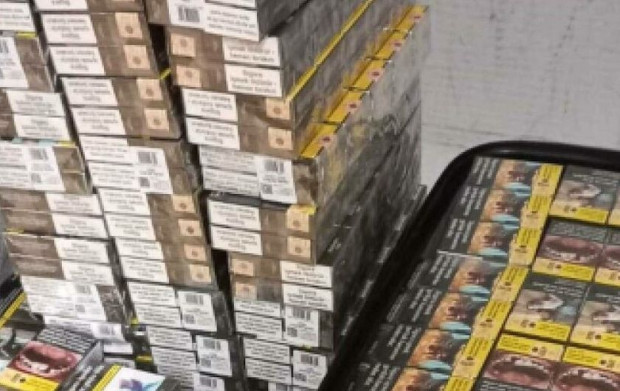 Повече от 4000 кутии контрабандни цигари бяха открити във вторник