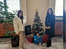 Ученичка от Пловдив спечели награда за най-красива елха