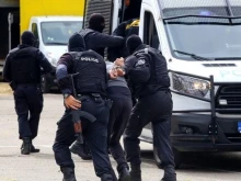 МВР отстрани двамата полицаи, арестувани в Пловдив