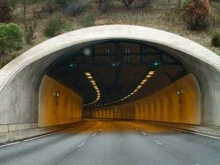 Ограничават движението по АМ"Хемус" при тунелите "Топли дол" и "Правешки ханове"