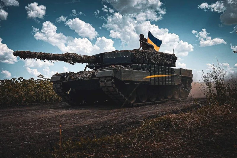 Forbes: Украинските бригади си разменят танковете Leopard 2A6