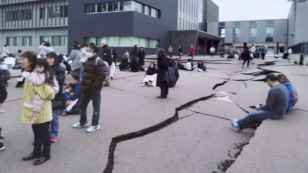 Русия издаде предупреждение за цунами в далечните източни градове Владивосток