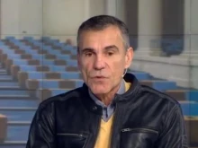 Влади Въргала: България изпълнява всички други интереси, само не и българските