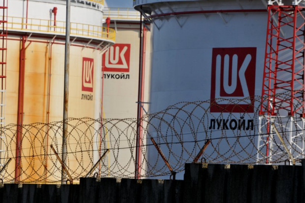 След отпадането на квотите за износ на руски петрол