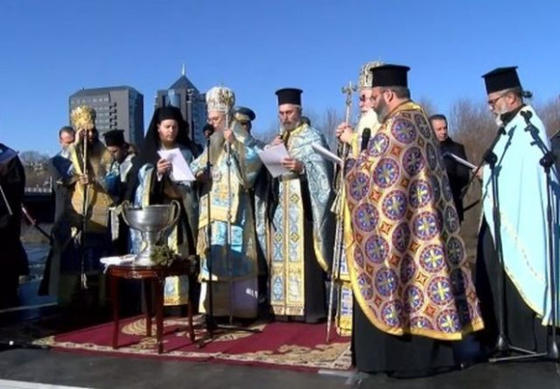 TD Негово Високопреосвещенство Пловдивският митрополит ще отслужи Великия Богоявленски водосвет на