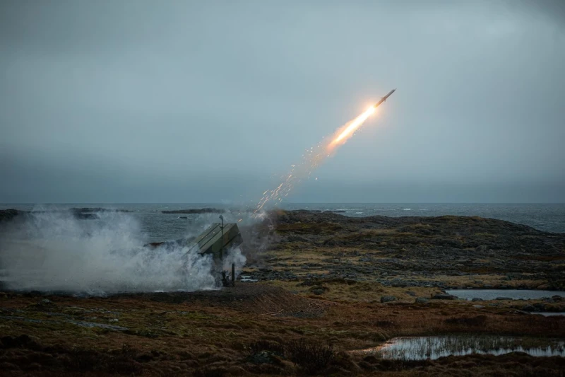 WSJ: Западът се сблъсква с остър недостиг на оръжия, изостава от Русия и Китай