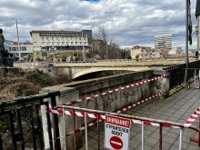 Премахват опасен къс от погледна площадка в Габрово