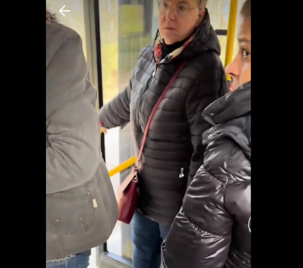 Скандал в автобус на градския транспорт във Варна заради незакупен
