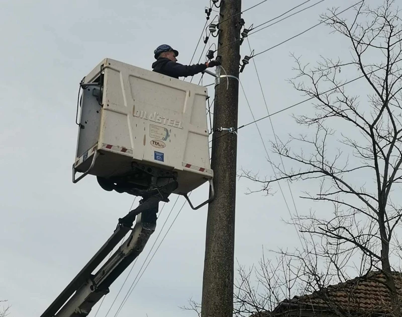 Подменят цялото улично осветление във всички населени места на Община Стралджа