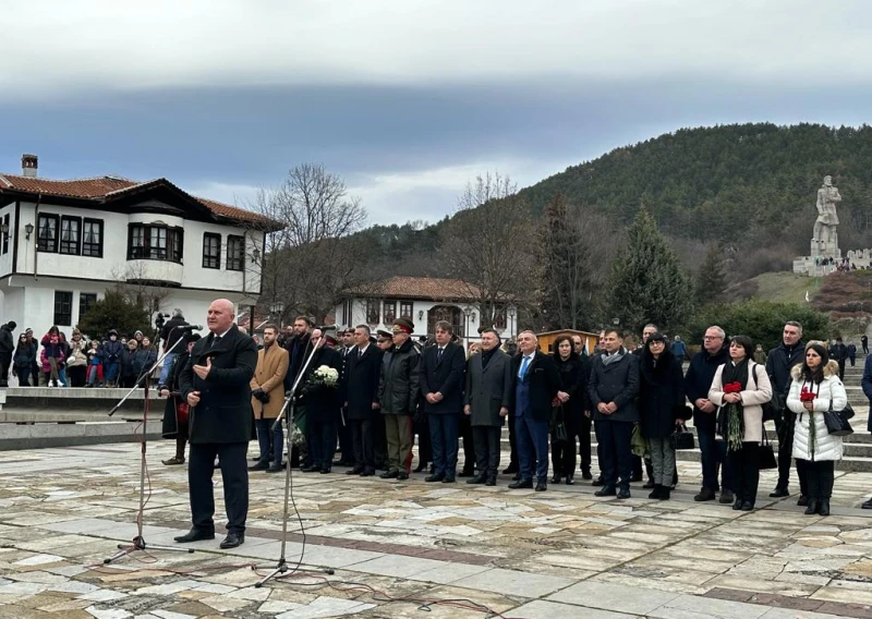 Министър Цоков: Да подкрепим младите учители на България, за да се превърнат в съвременните образователни лидери