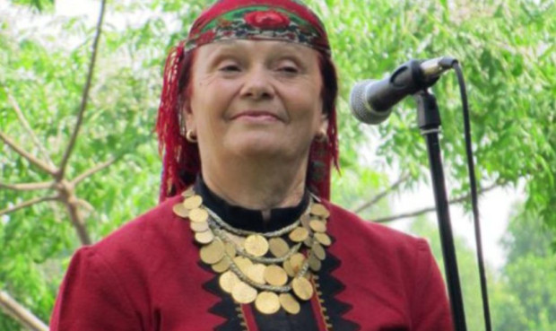 Народната певица Валя Балканска празнува рожден ден днес научи Sofia24 bg