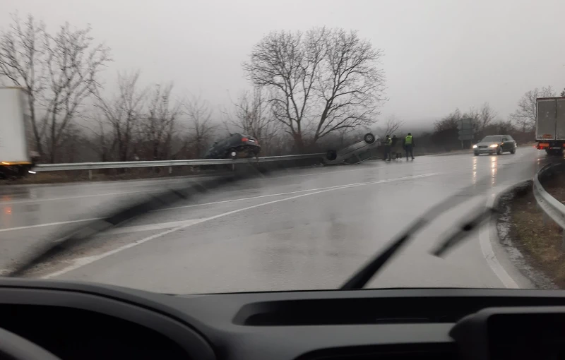 Заради разлято гориво: Коли прелитат над мантинела по пътя София - Варна