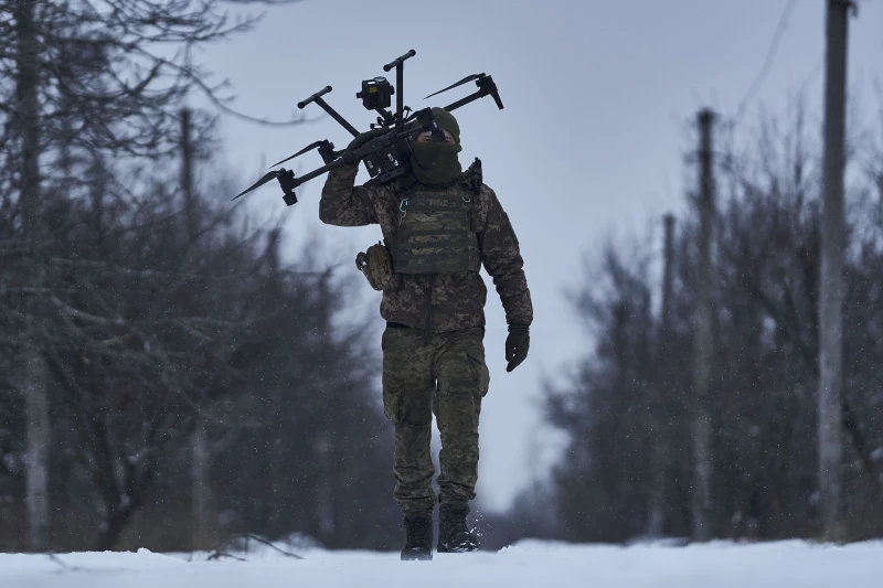 ВСУ компенсират недостига на снаряди с FPV дронове