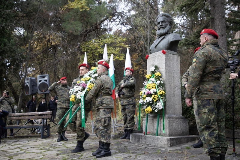 176 години от рождението на Ботев отбелязаха в Стара Загора