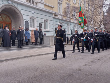 Десетки официални лица уважиха Морско училище във Варна за рождения му ден