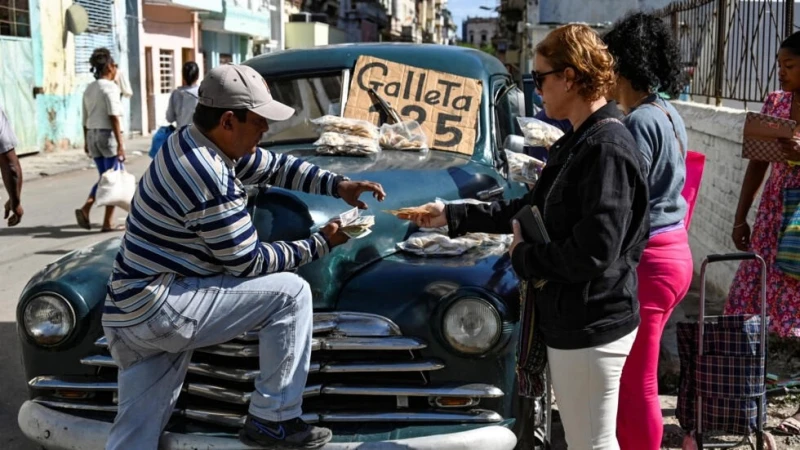 Цените на горивата в Куба скачат с 500 процента, туристите ще плащат във валута