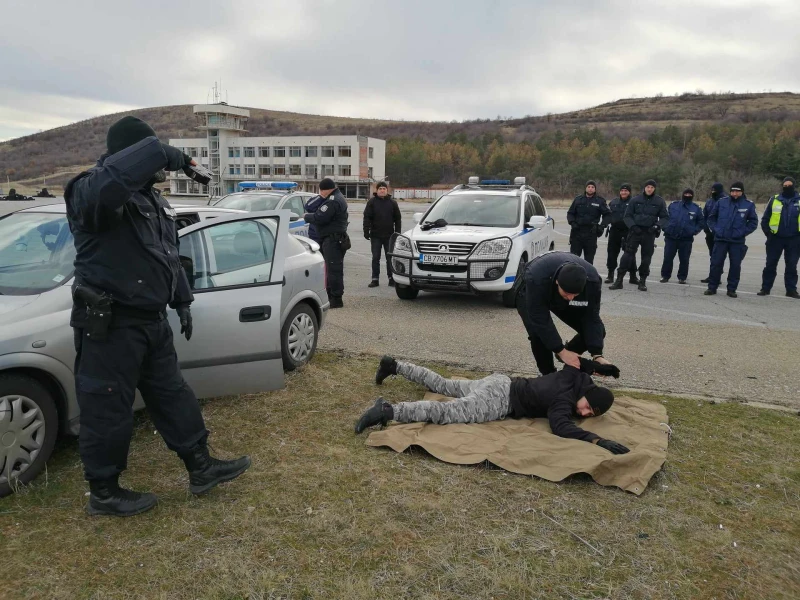 Старши комисар Димитър Величков: Безопасността на полицейските служители и сигурността на гражданите е от първостепенно значение