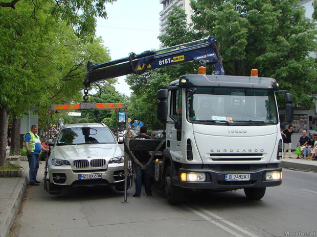 Обещано: До утре Варна ще има работещ "паяк"