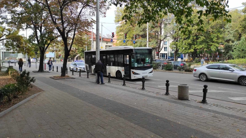 Полицията санкционира пешеходци нарушители в Пловдив