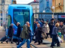 Какви станаха заплатите в тази страна година, след като прие еврото?