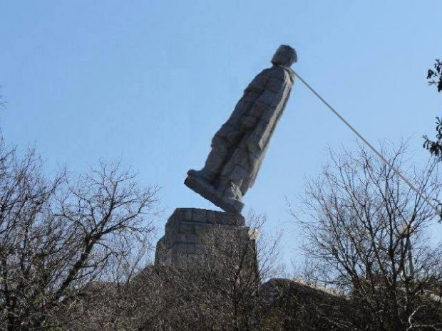TD Пловдивските общински съветници няма да дискутират темата за паметника Альоша