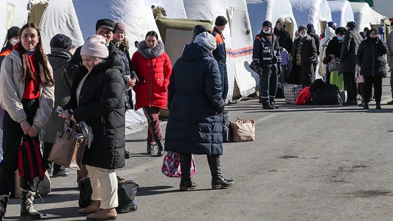 Украинските власти обявиха пълна евакуация в две общини в района на Купянск