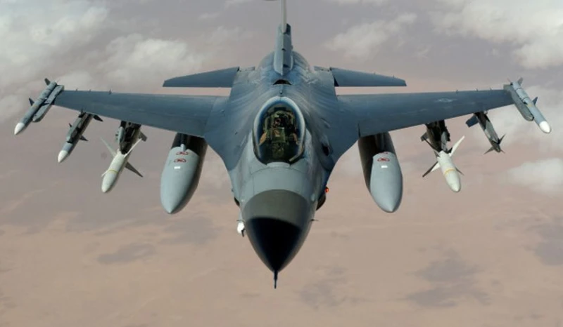 България ще извършва поддръжка и ремонт на самолети F-16, създават и център за производство на дронове