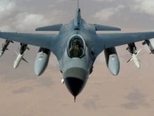 България ще извършва поддръжка и ремонт на самолети F-16, създават и център за производство на дронове