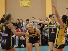 Марица играе евромача си в събота, волейболистките заминаха за Габрово