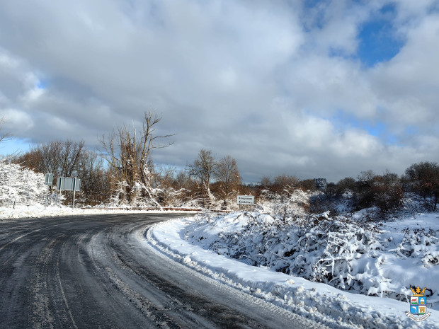 </TD
>Пътищата на територията на община Царево са проходими при зимни
