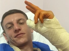 Иван Рълев пострада, бинтоваха го