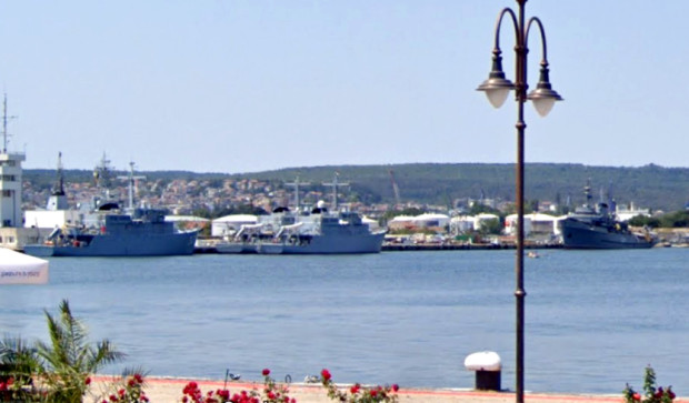Военноморска база - Варна ще бъде обновена. Това стана ясно