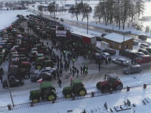 Полша получава отстъпки от Брюксел: Те пряко засягат и България