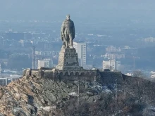 Русия с молба към ЮНЕСКО: Да спре събарянето на "Альоша" в Пловдив