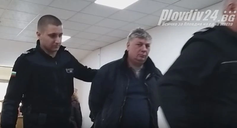Големи пловдивски измамници на десетки възрастни отново се изправиха пред съда