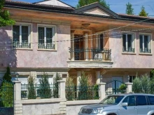 Бивша кметица купи къща, собственост на Брендо