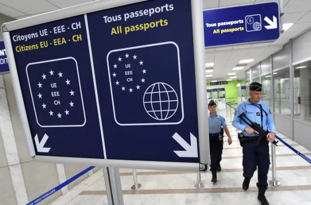 На швейцарските летища ще отпаднат паспортните проверки за хора, които