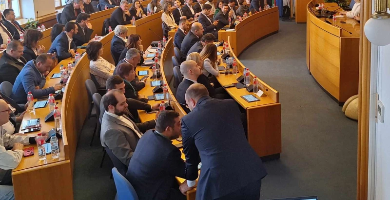���� ��� ��� ��� "���������" 33, �������� �� ������������ �� ����������� �� ���