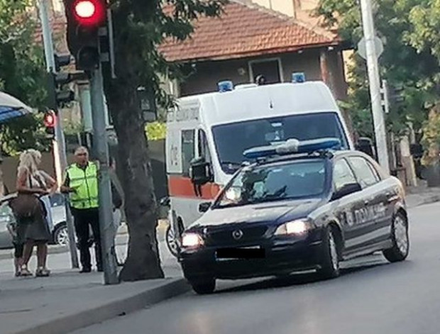 TD Линейка и джип се удариха на кръстовището на бул