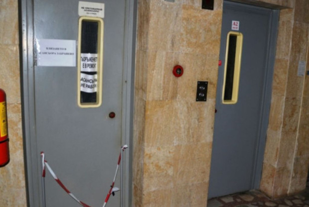 Заради новите изисквания десетки асансьори са спрени от експлоатация Мерките са