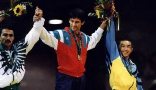 Най-великият български борец за всички времена Валентин Йорданов празнува рожден