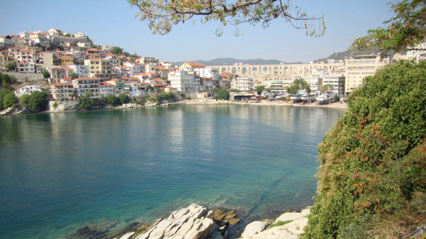 Гърция засили контрола спрямо собствениците на недвижими имоти по отношение