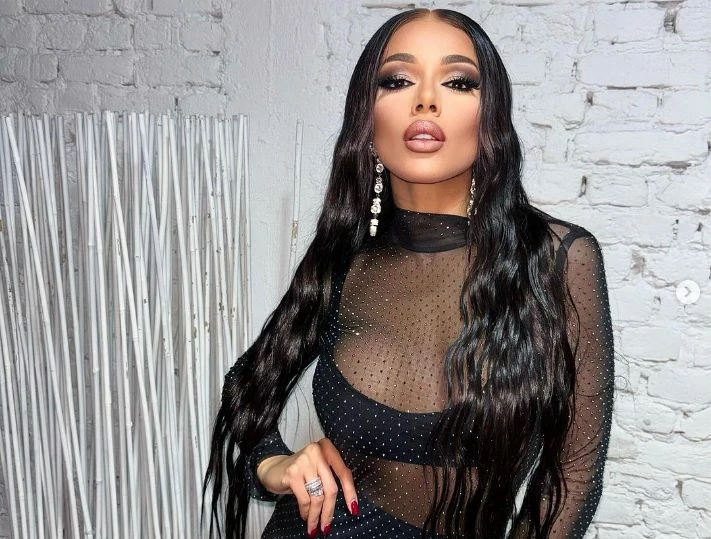Диона: Не знаете много неща