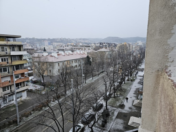</TD
>Прогнозите на синоптиците за валежи от сняг в Благоевградско се