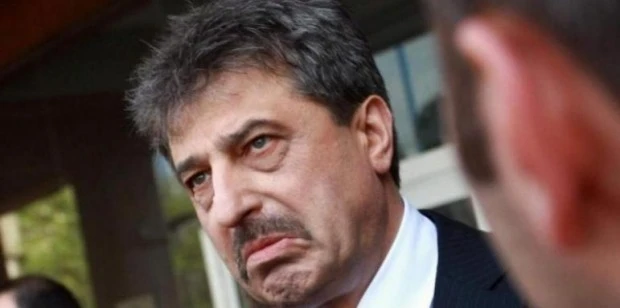Цветан Василев вече е с европейска заповед за арест